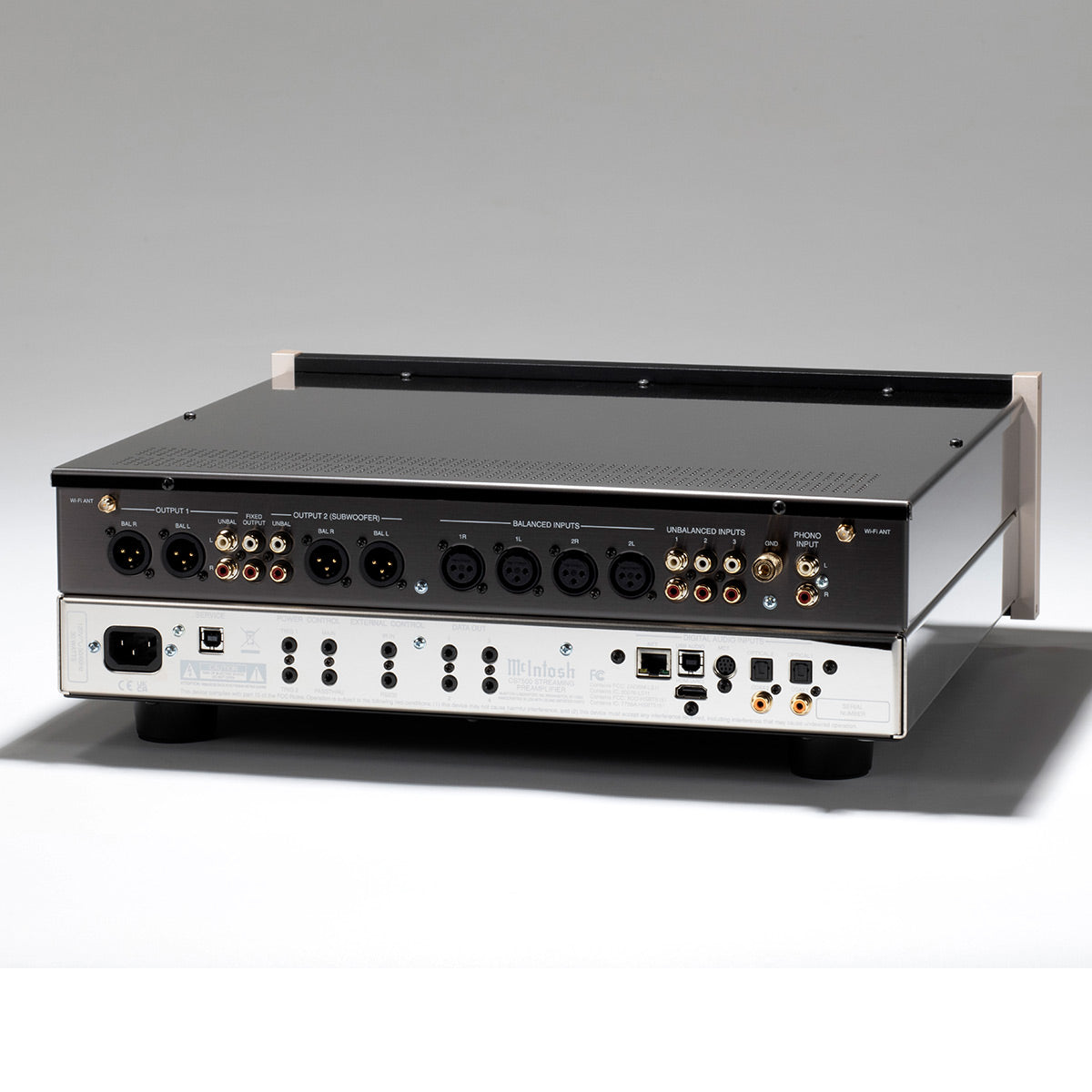 McIntosh CS7500 streaming preamplifier product view