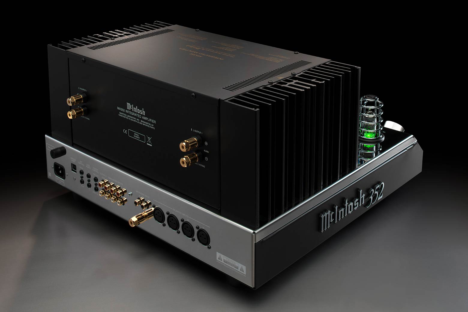 McIntosh MA352 integrated amplifier rear panel connections and speaker outputs