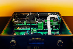 McIntosh MX124 A/V processor internal circuitry and chassis