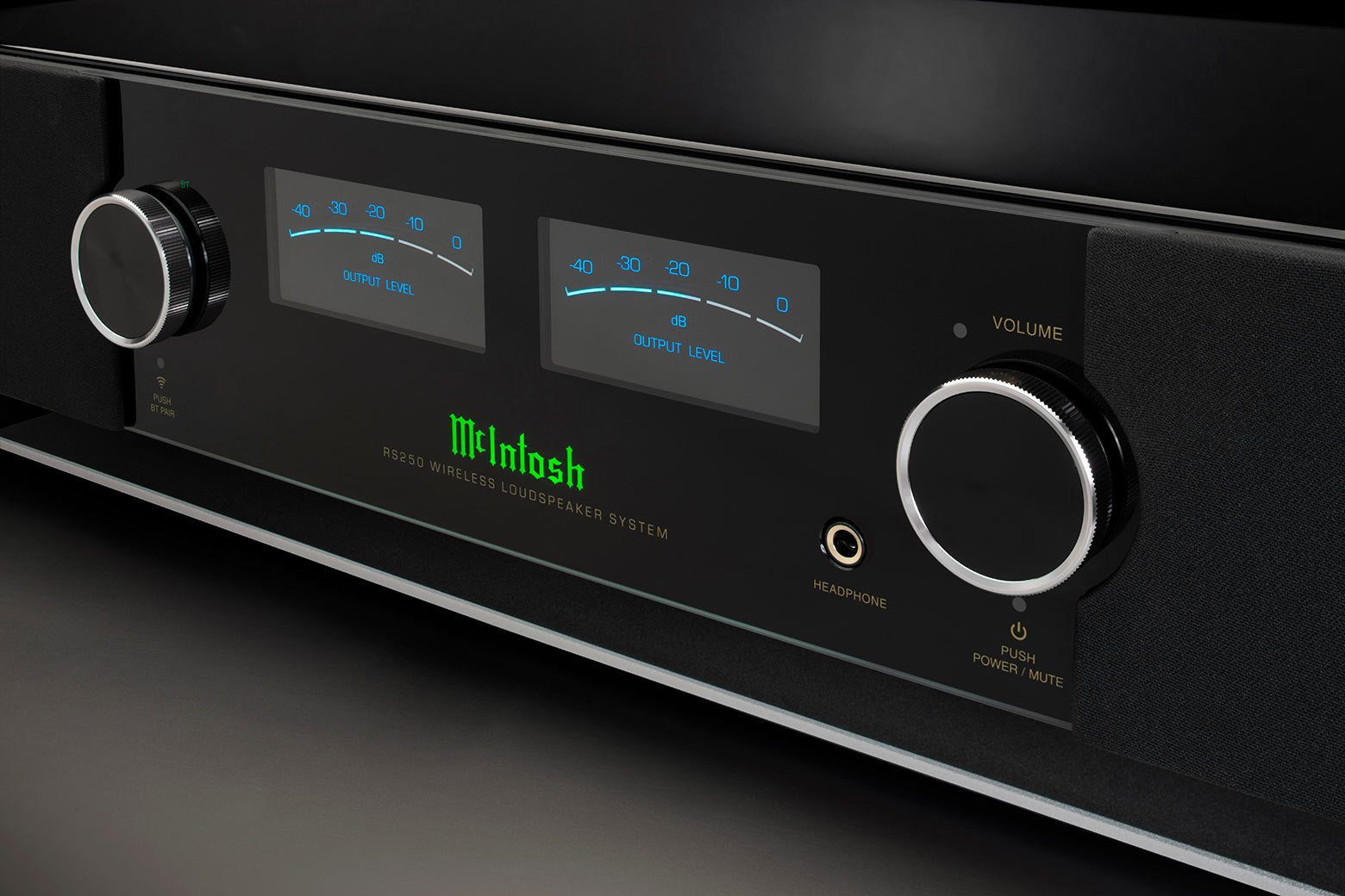 McIntosh RS250 illuminated digital output meters and controls