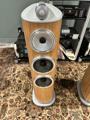 Bowers & Wilkins 804 D4 Floorstanding Speakers – Demo Pair – Satin Walnut