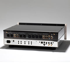 McIntosh CS7500 streaming preamplifier product view