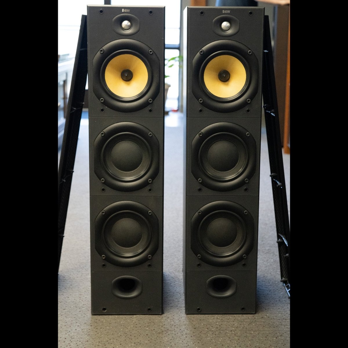 B&W DM 604 S2 Floorstanding Speakers - Bowers & Wilkins-Audio-Exchange