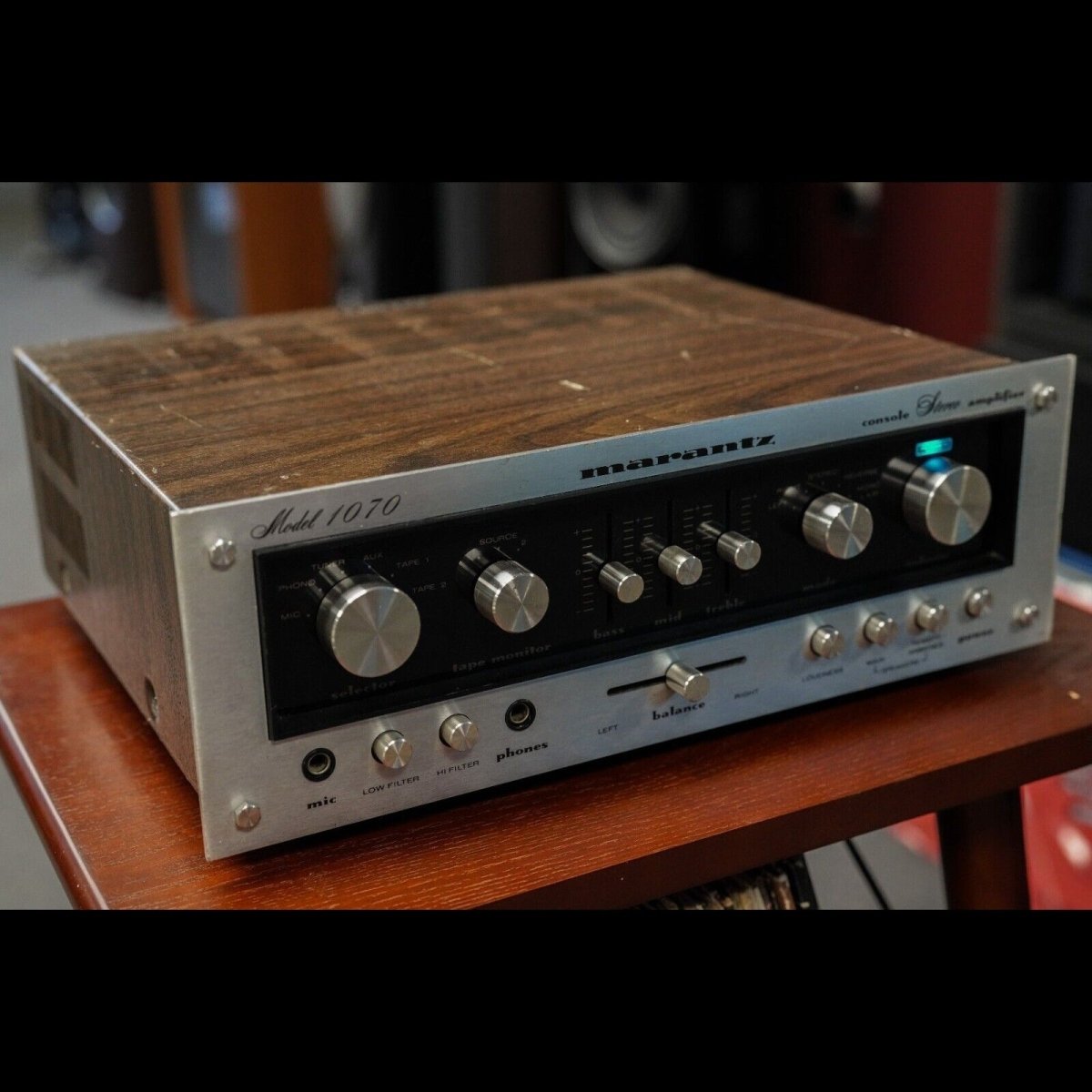 Marantz Model 1070 Stereo Console Integrated Amplifier - Cleaned & Tested - Marantz-Audio-Exchange