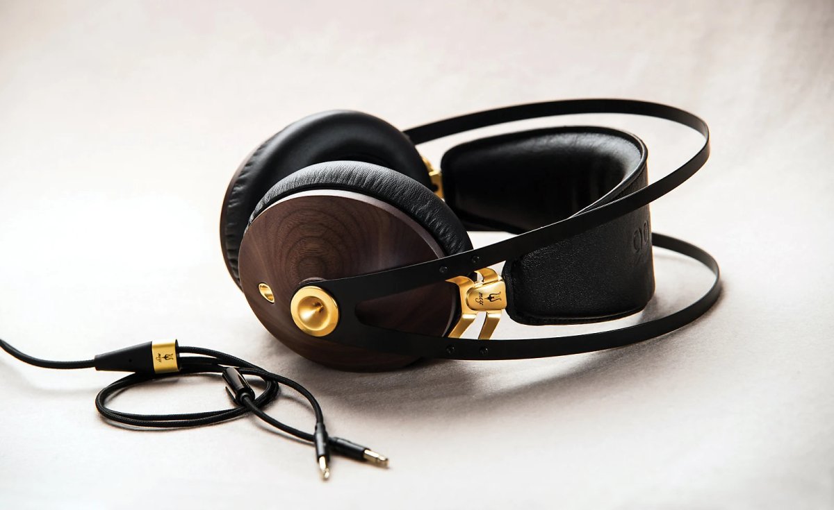 Meze 99 Classics Closed Back Over-Ear Headphones