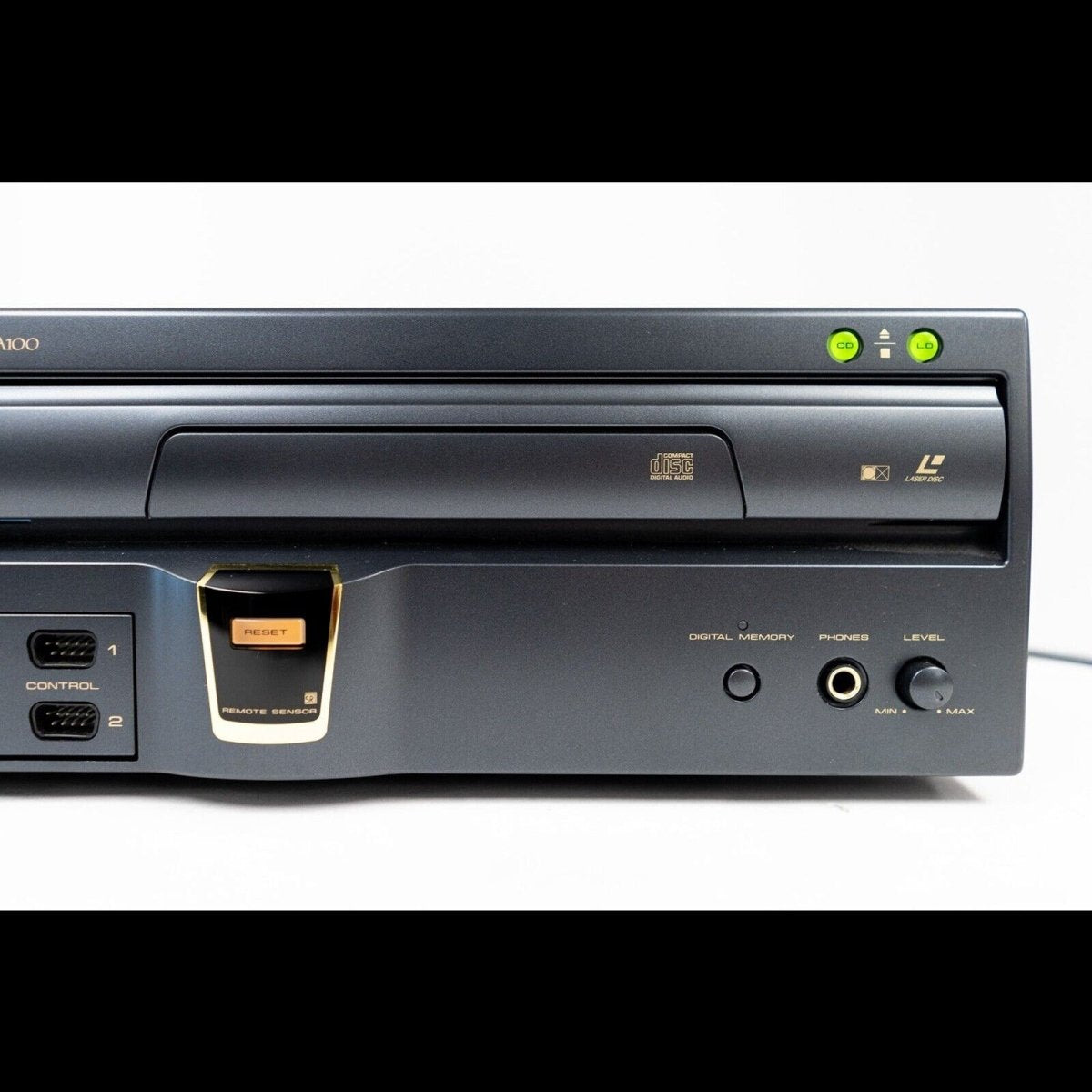 Pioneer LaserDisc Sega Genesis CLD A100 LaserActive With Pac S10 Module pioneer-laserdisc-sega-genesis-cld-a100-laseractive-with-pac-s10-module