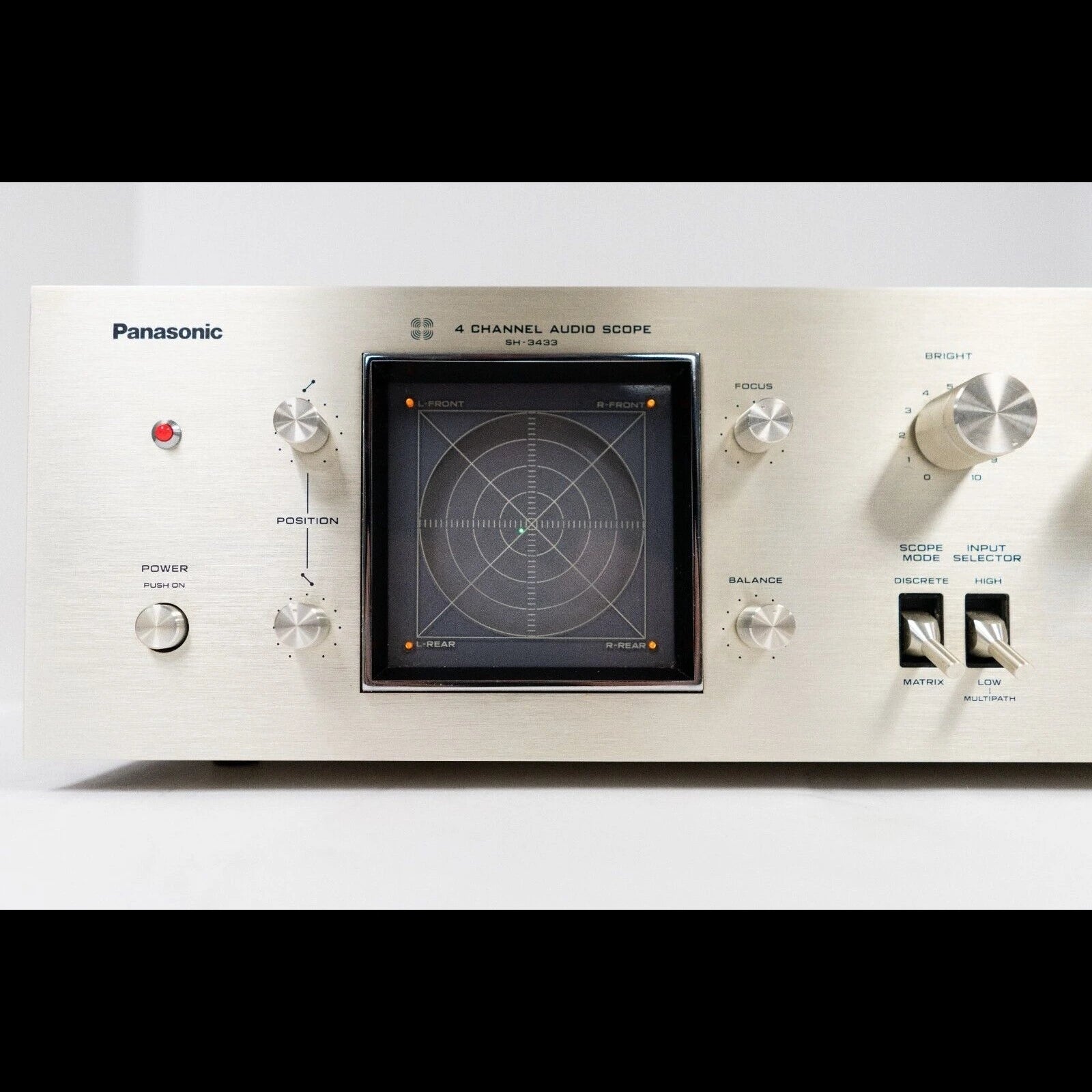 Panasonic / Technics SH-3433 4-Channel Audio Scope Waveform Silver