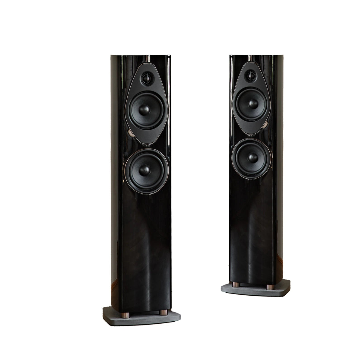 Sonus Faber Sonetto III G2 Floorstanding Speakers - Sonus Faber-Audio-Exchange