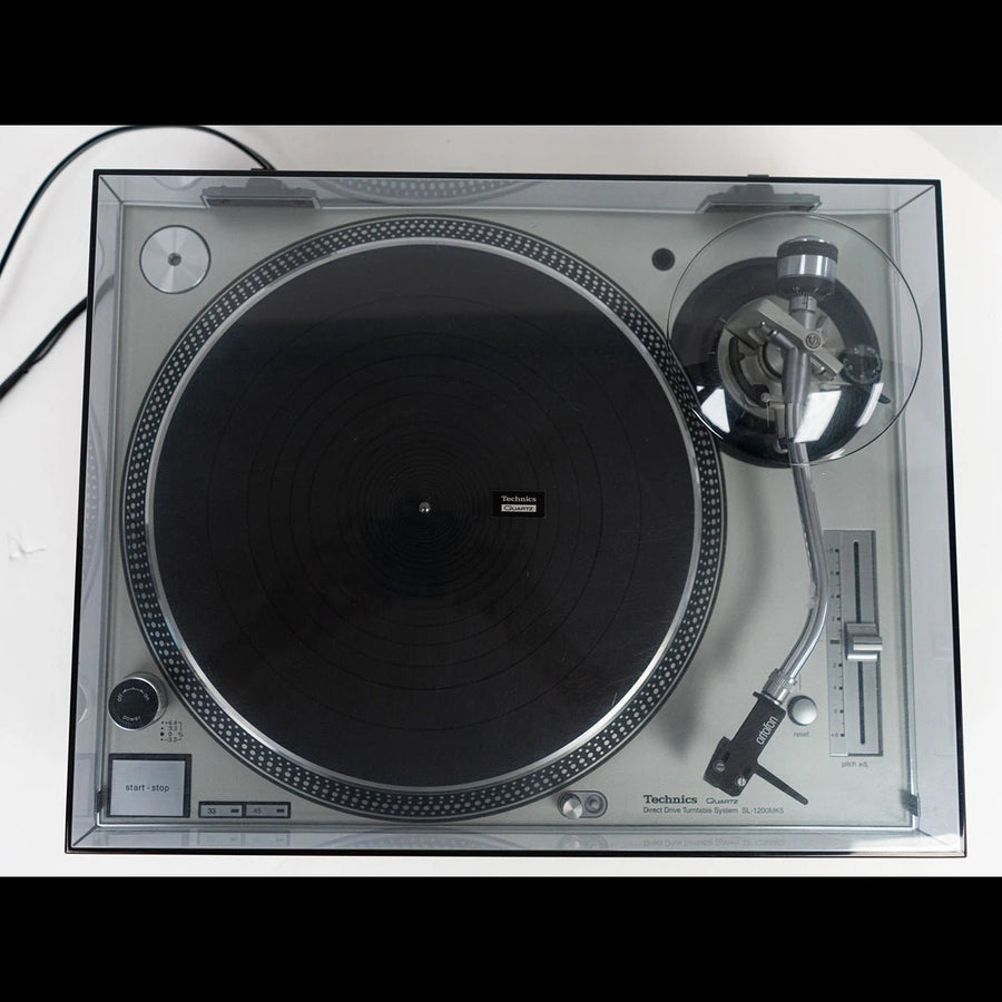 Technics SL-1200 MK5 Turntable - Technics-Audio-Exchange