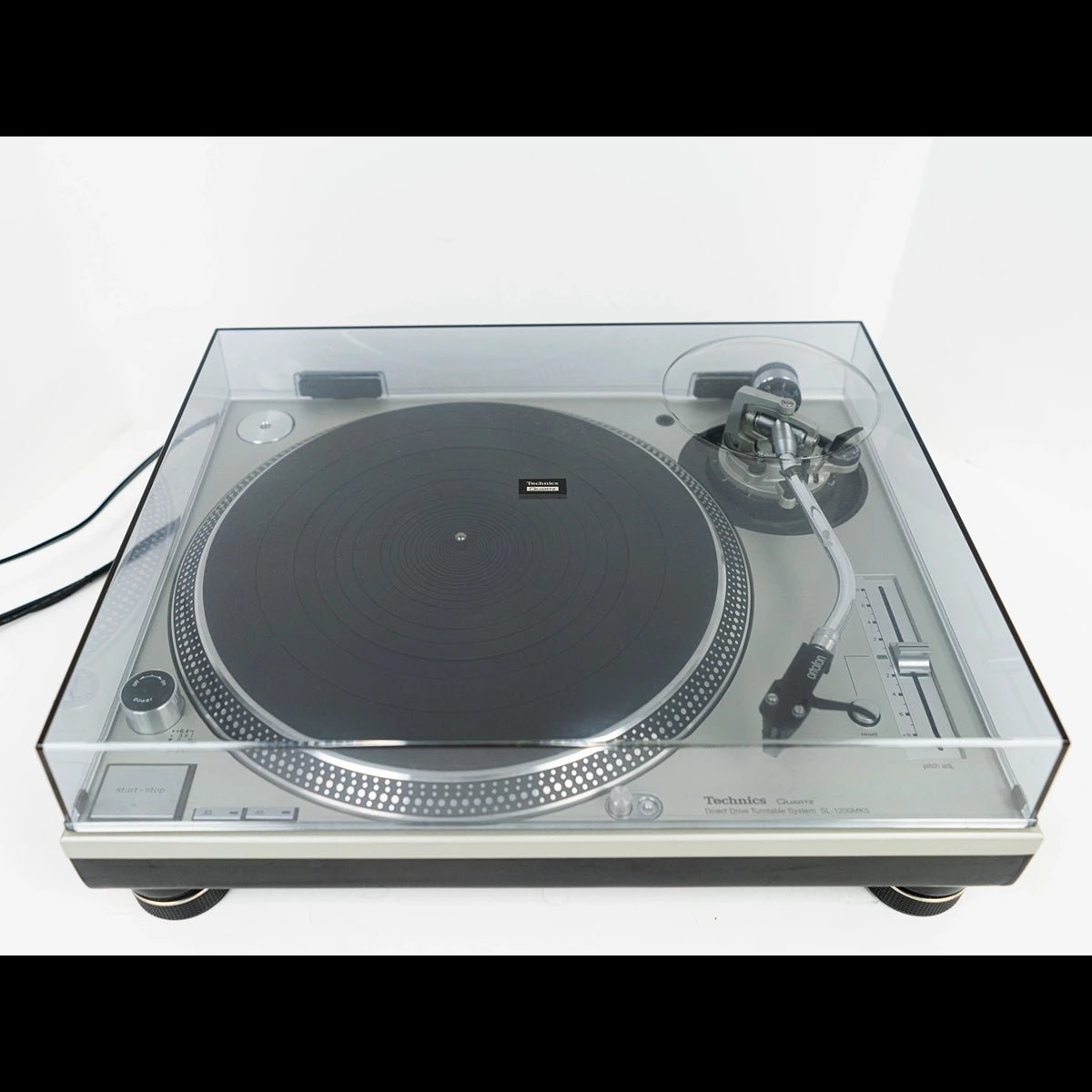 Technics SL-1200 MK5 Turntable Technics SL-1200 MK5 Turntable