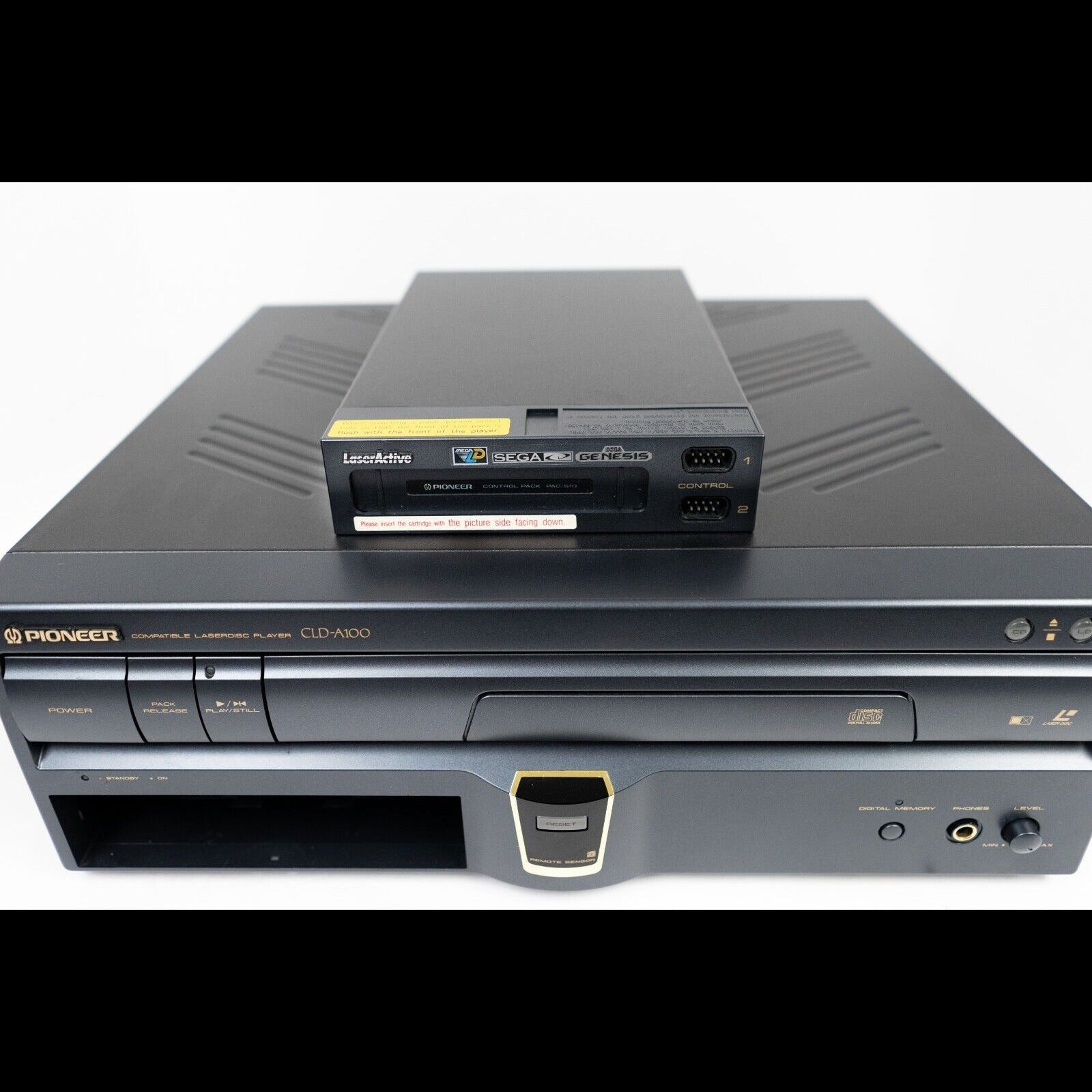 Pioneer LaserDisc Sega Genesis CLD-A100 Laser Active Tested w/ Sega Pac-S10